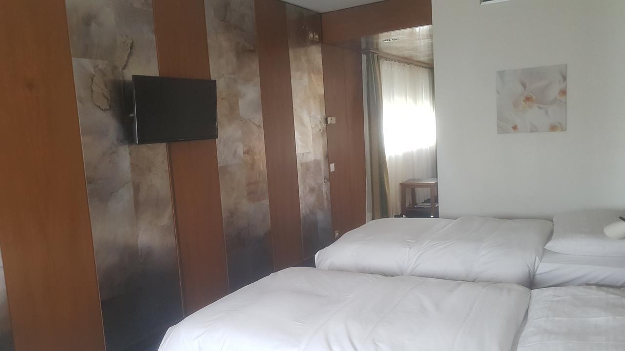 Hostellerie De La Vendee Lancy ภายนอก รูปภาพ