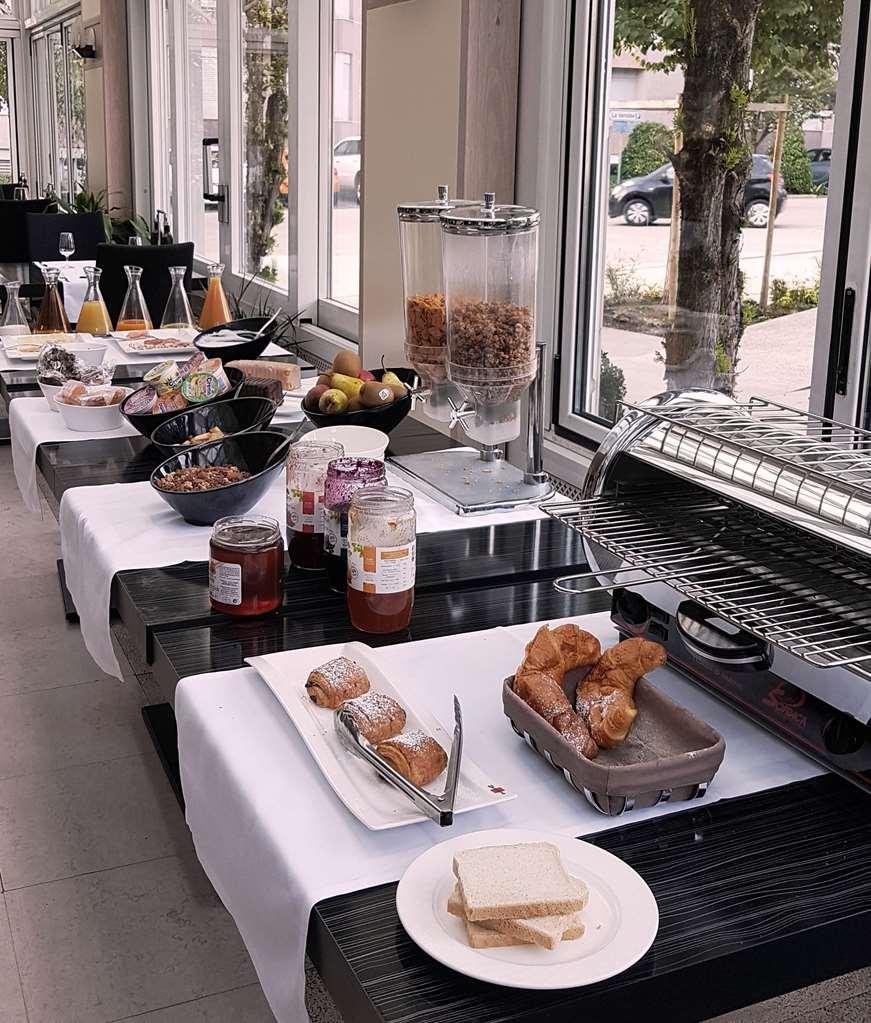 Hostellerie De La Vendee Lancy ร้านอาหาร รูปภาพ